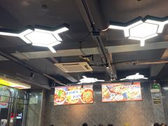 -云晓光头烧烤吧(德平路店)