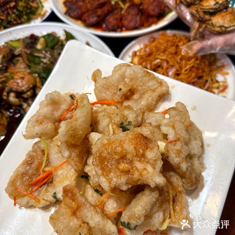 威海本地人才知道的店！！！ju香东北菜。。。 