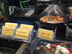 -万重锦·人文川菜馆(骡马市店)