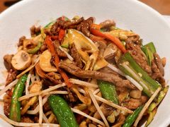 生爆牛肉面-寻裕记·现炒浇头面(人民广场店)