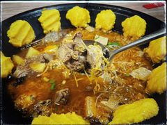 -品北铁锅炖  东北特色菜(北极大街店)