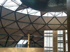 -上海滴水湖皇冠假日酒店