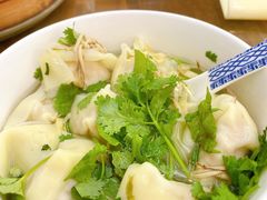 一两开洋-笑来喜馄饨小笼工坊店(湖滨街店)