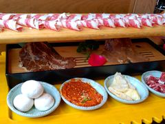 一米长盘牛五花-犟牛家·榴莲烤肉(五棵松店)