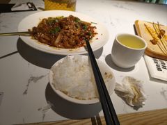 -关东小磨东北菜(漕河泾印象城店)