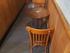 -星巴克(西藏路店)