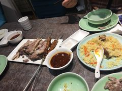 -贯贯吉·清真餐厅(浙江中路店)