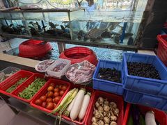 -山坑河鲜(昆仲楼店)