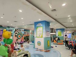 -孩子王童乐园(唐山万达广场店)