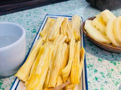 鲜腐竹-鸿姐老火锅(疁城新天地店)