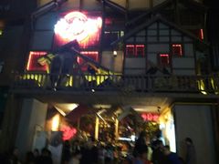门面-哥老官重庆美蛙鱼头(西湖银泰十一哥店)