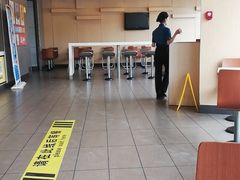 -麦当劳(庐山南路店)