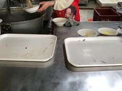 -罗卜李包子羊肉汤