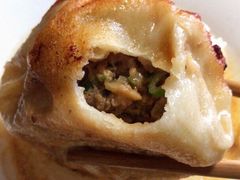 -宝瑞门钉肉饼店