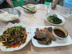 -洪霞餐馆