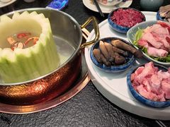 -得意咚瓜·顺德鱼生·冬瓜火锅(深圳首店)