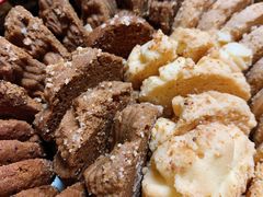 黄油曲奇-香港珍妮曲奇聪明小熊饼干(迪美购物中心店)