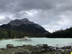 -阿萨巴斯卡瀑布观景点