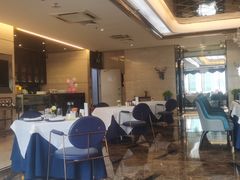 -马克西姆俄罗斯餐厅(通亚街店)