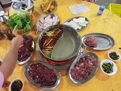 -五洞培记山庄·鲜牛肉火锅