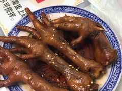卤水鸡脚-恒信牛奶甜品(南京总店)