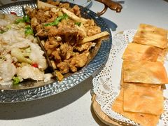 -小鱼小牛·鱼牛干锅·脆鱼火锅(世欧广场店)