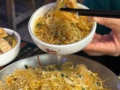 -后街佬·炭火鲜鱼杂(南城店)