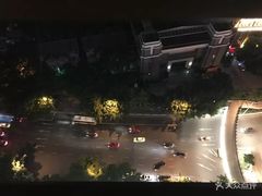 -全季酒店(重庆李子坝牛角沱地铁站店)