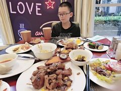 -元一希尔顿酒店·禅自助餐厅·啤酒花园