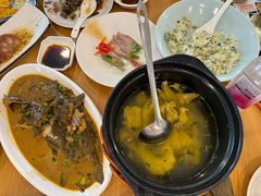 -品鲜村农家菜·阳澄湖大闸蟹(总店)
