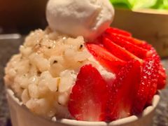 -三出山火锅(南京万象天地店)