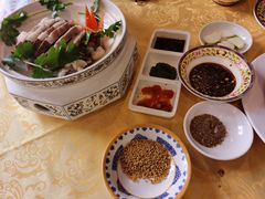 手把羊肉-德乐海蒙餐