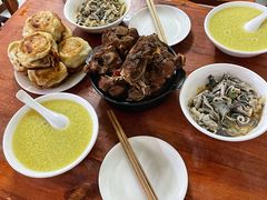 -宝瑞门钉肉饼店