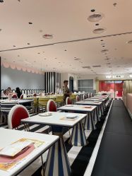 -奈尔宝家庭中心·亲子早教·派对餐厅(北京东坝万达店)