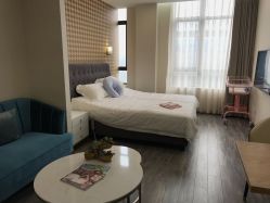 -海豚湾高端月子会所(黄浦店)