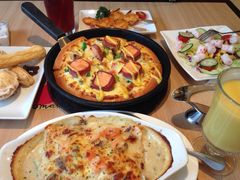 -必胜客(WOW梦之城店)