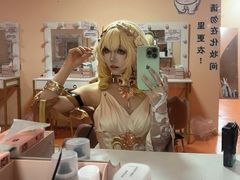 -米游妙妙屋cosplay换装自拍摄影体验馆