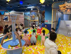 -万达宝贝王(成都锦华店)