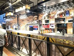 -麦凯伦烧烤·精酿超级工厂店(金桥总店)