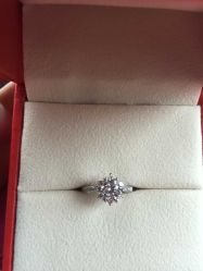 -威德钻石-克拉钻大本营(南京东路店)