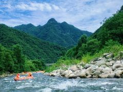 -秦岭峡谷漂流景区
