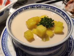 鲜芒果布丁-禄婶鸡煲·打边炉