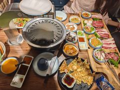 -明洞阿姨·韩式酱蟹烤肉·创意料理(三元桥店)