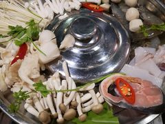 -Thai Market Restaurant( 04 Tran Quoc Toan)