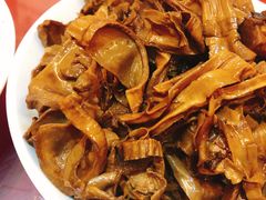 笋干烧肉-黄牛肉馆·皖南土菜