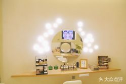 -初颜品佑肌肤管理