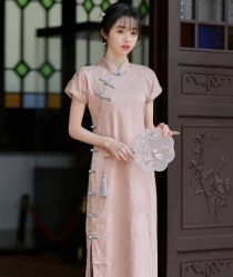 -租旗袍租礼服馆