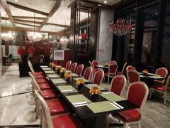 -上海虹桥西郊假日酒店