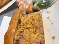 -Bánh Mì Huynh Hoa