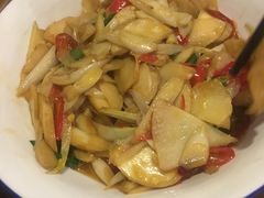 -客家大院·非遗赣南客家菜(郁孤台店)